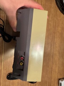 Nintendo NES video game system console w/ controller, cables WORKS