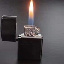 Vintage-Inspired Heavy-Duty Metal Butane Soft Flame Lighter