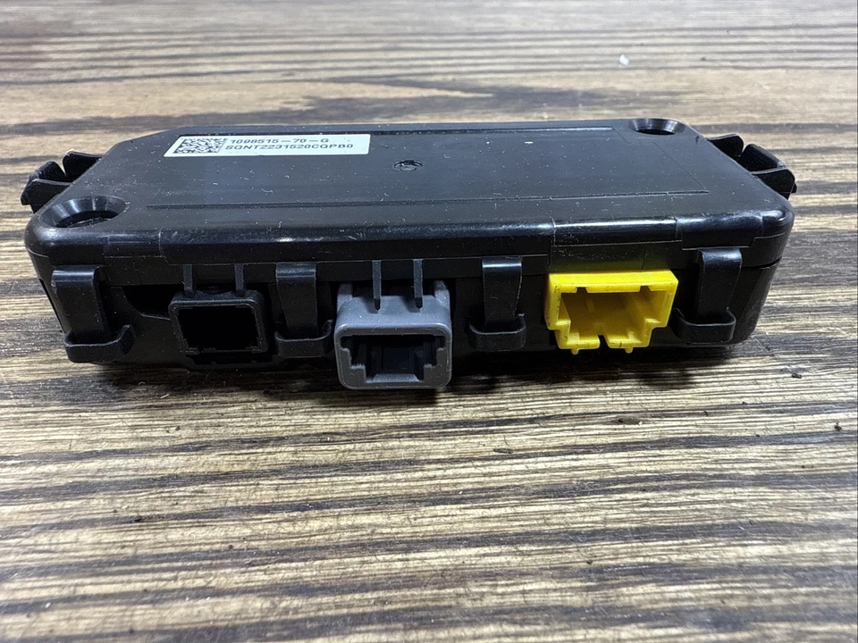 2020-2023 Tesla Model 3/Y Front Right Seat Control Module Harness 1098515-70-G - Image 3 of 4