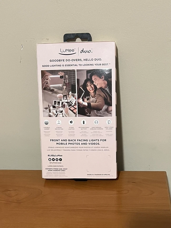 Funda Lumee LED Iluminada Apple iPhone X en Rosa Rosa con Caja, Cargador, Soporte para Teléfono Foto 4 de 4