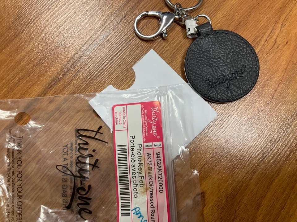 thirty-one Iowa state cyclones Keychain key fob collegiate football basketball - Image 3 of 3