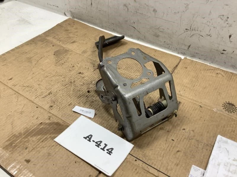 Dodge Magnum 2008 pedal de freno OEM Foto 2 de 4