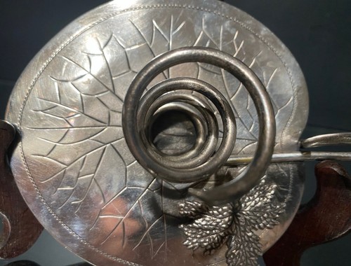 Candlestick.Unique Design Meriden Conn..Quadruple Silver Plate Pattern # 173 BIN - Picture 7 of 10