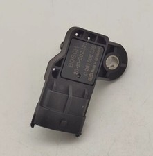 1PCS NEW FIT FOR Intake pressure sensor 0281006076
