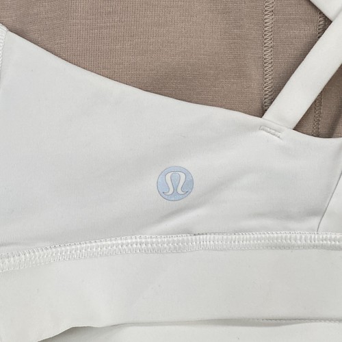 Lululemon Energy Bra Womens 6 Strappy Cross Back White Gym Workout Everyday Yofa - Picture 6 of 11