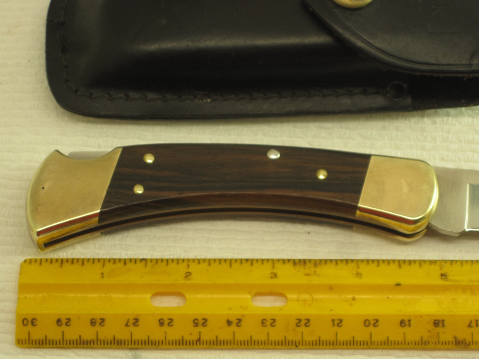 Vintage knife,Buck 110,4 pin handle,leather case,folding hunter