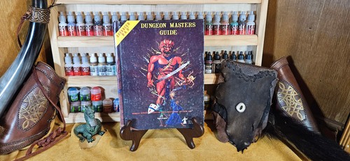 TSR Dungeons & Dragons Dungeon Masters Guide DMG 1st Edition OOP RARE - Picture 1 of 3