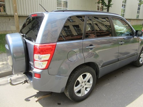 SUZUKI GRAND VITARA II JT Mittelkonsole Getrenkebehälter (143) - Bild 6 von 8