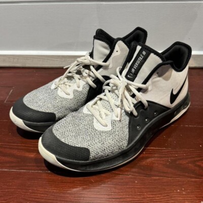 Size 12 - Nike Air Versitile 3 White Black
