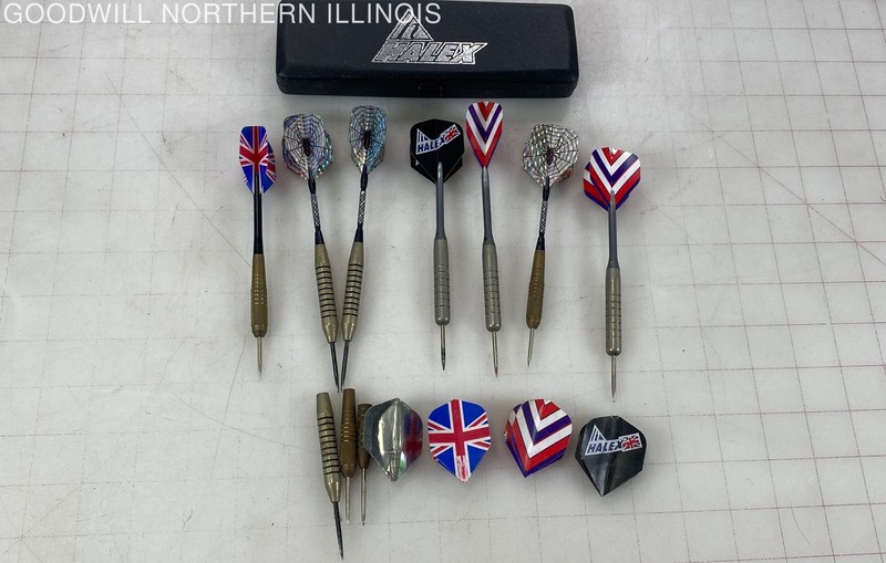 Vintage Halex Steel Tip Darts Set