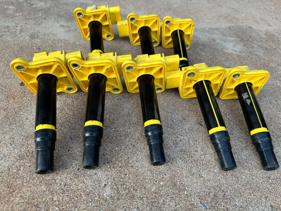 Holley ACCEL Ignition Coil - SUPERCoil - VW / Audi 1.8L - 15% hotter!! 140274 - Image 2 of 4