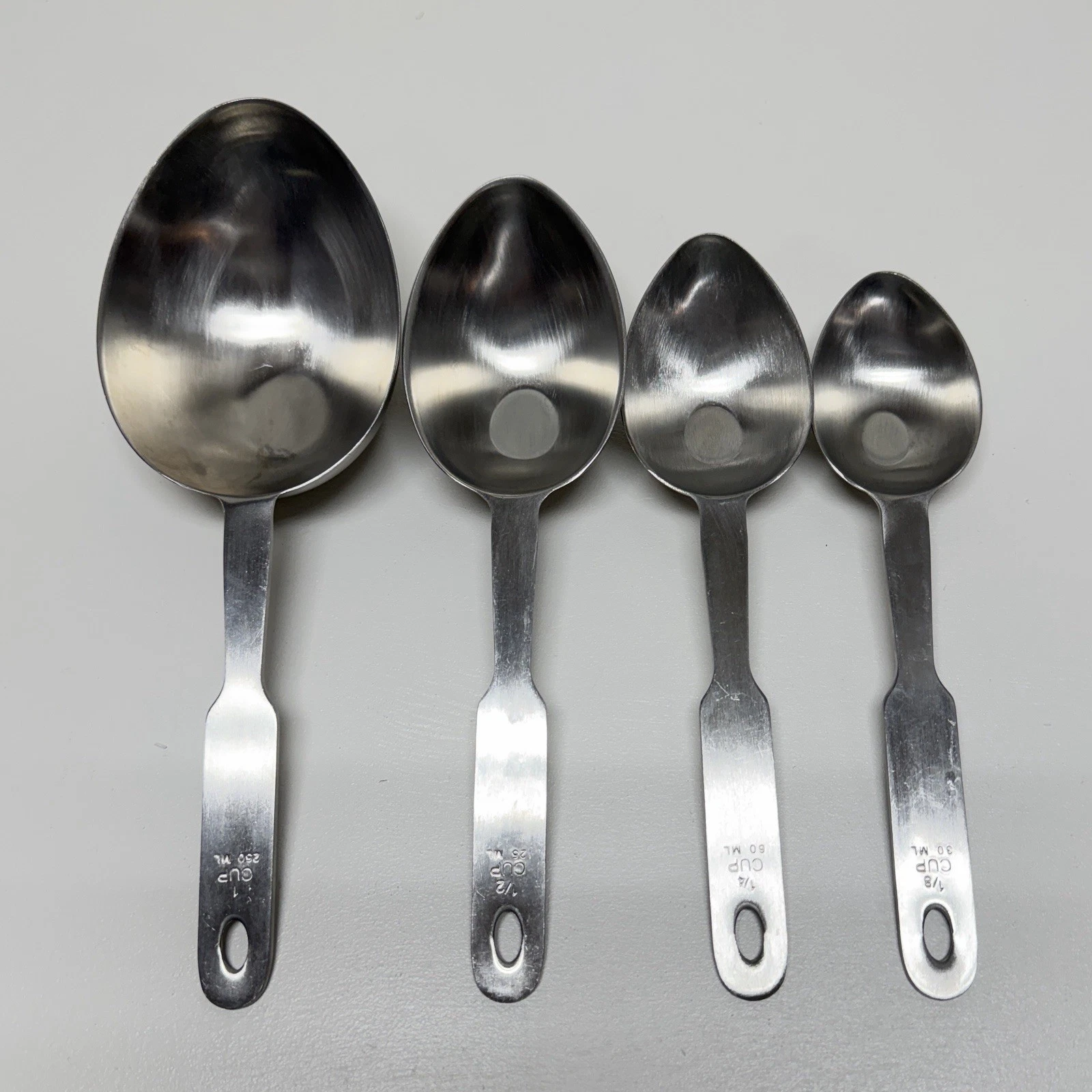 NORPRO 18/10 Stainless Steel Measuring Scoops Ladle Spoon Heavy Duty 4 Pc Set
Opens in a new window 