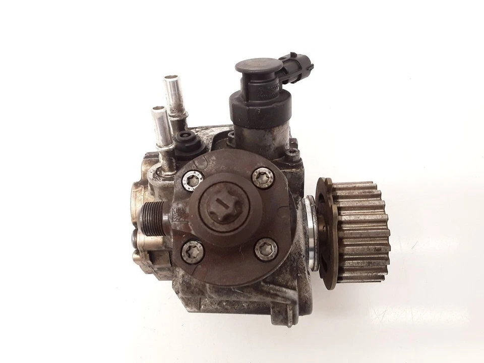 High Pressure Injection Pump 0445010516 Citroen C3 MK2 1.6HDI 68kW 2012 - Image 3 of 4