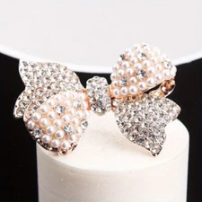 Fashionable Simple and Elegant  Pearl Bow Brooch Accessories Women Jewelry Gift