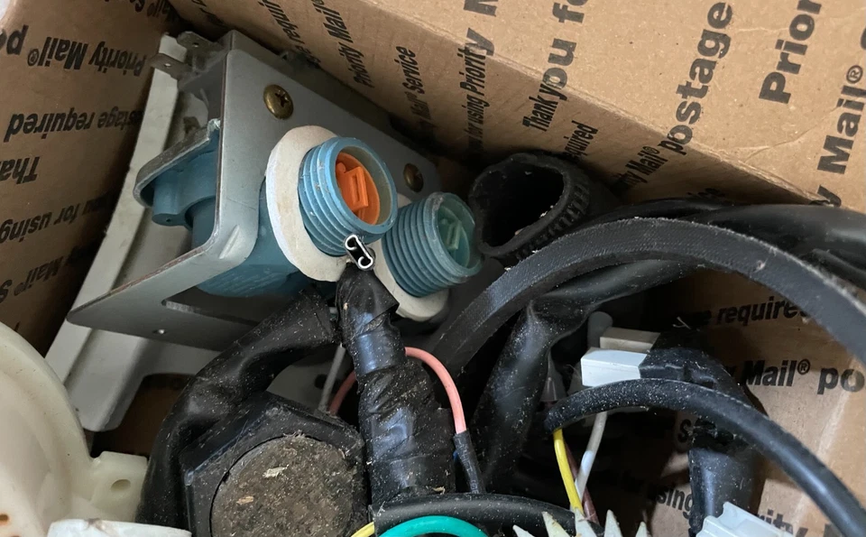 Caja de Piezas para Lavadora Haier (Modelo: RWT360BW) Foto 2 de 4