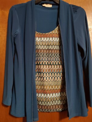 Front of Closet Women Blue / Multi color  Long Sleeve Top Size  Small