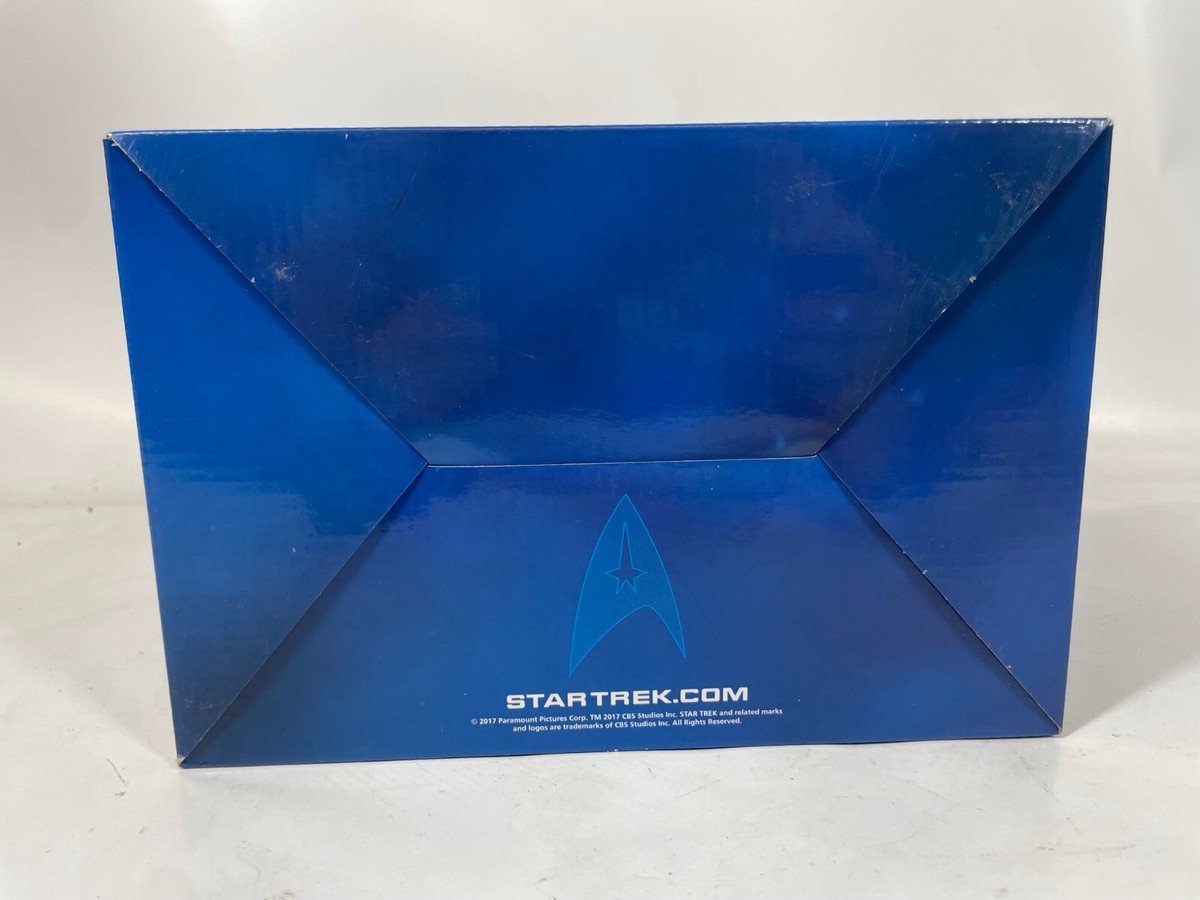 2017 Star Trek Official Paramount USS ENTERPRISE XCV-330