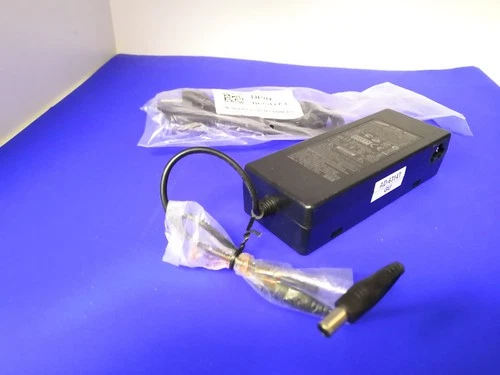 Original Samsung Monitor AC/DC Adapter Netzteil AD-6314T Ladegerät 14V 4,5A