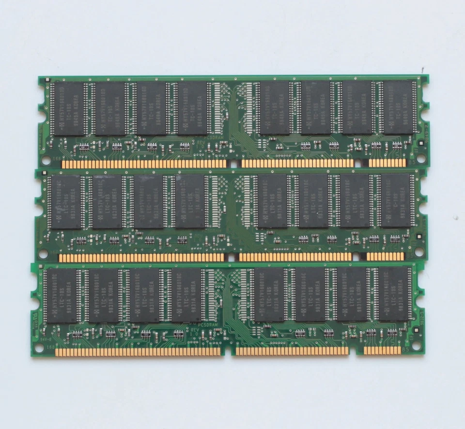 Lot of 3x32MB - IBM SDRAM PC-100 memory - DIMM 168pin - 96MB - TESTED - Image 2 of 2