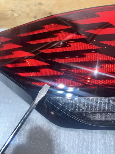 Great! 2023-2024 OEM Lexus RX350 RX450h Left Tail Light FULL LED (6&2 wire pins) - Picture 6 of 22