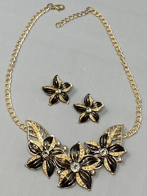 Flower Bib Necklace Matching Pierced Earrings Gray Enamel Rhinestones Open Petal