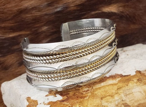 Brazalete Navajo de plata esterlina 12K GF alambre estampado carinado 3 filas ancho - Imagen 2 de 6