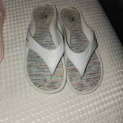 TEK GEAR EUC WOMEN'S SIZE XL 11 FLIPFLOP SANDALS