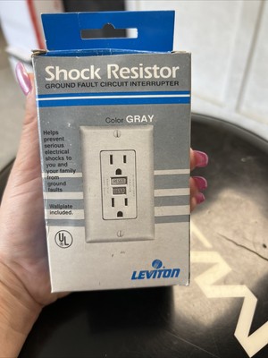 Leviton 802-6599-W 20 amp Shock Resistor Ground Fault Circuit Interrupter White