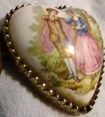 Vtg Perfume Vinaigrette Locket Heart Porcelain Mary Chess Miniature Fragonard - Picture 6 of 14
