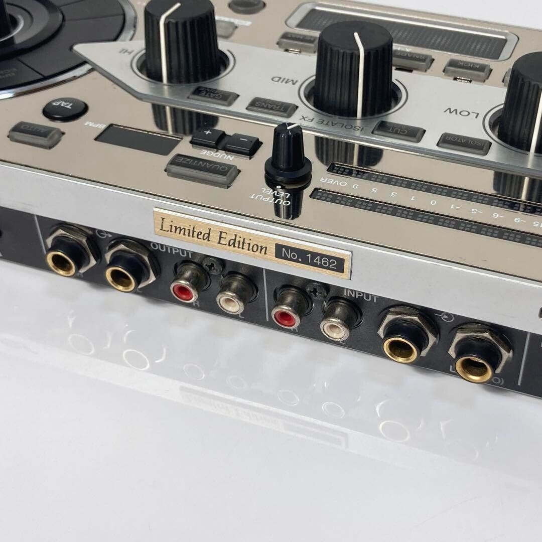 Pioneer DJ RMX-1000-M Limited Editon Platinum Silver Remix Pioneer DJ RMX-1000-M Limited Editon Platinum Silver Remix