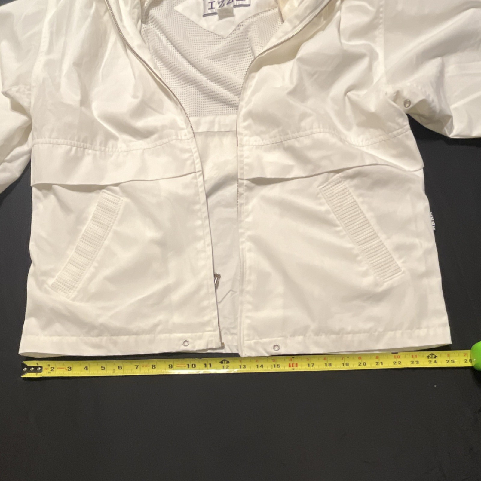 IZZI Women's White Basic Jacket Collared Full Zip… - image 3