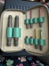 Susan Bates Twist Lock Interchangeable Crochet Hook Set 5 Hooks 2 Cutters