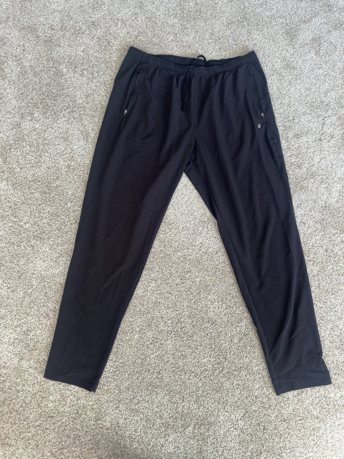 H&M Men's Lightweight Athletic Jogger Pants. Size Large. Black. Elastic Waist