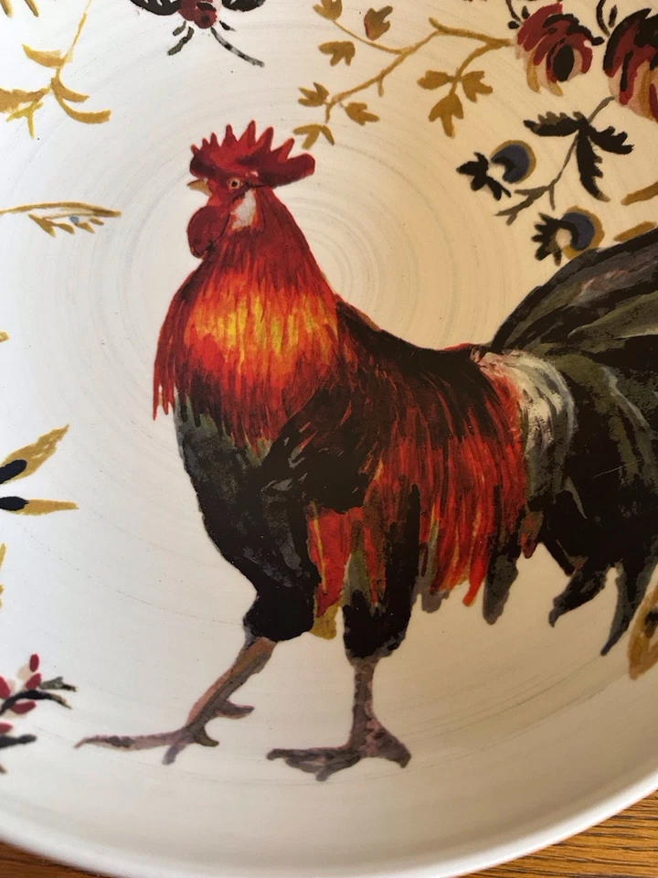 Plato grande de cerámica para servir de gallo Williams-Sonoma Foto 2 de 4