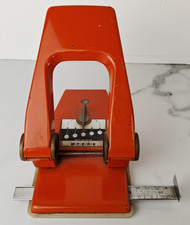 Myers Vintage Heavy Duty Perforator No 68 Orange Hole Punch Retro Desktop J2631