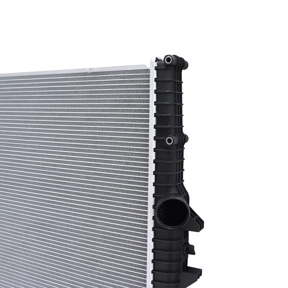 Radiator Fits 2003-2008 Volvo VNL 2004-2009 Volvo VNM 20461059 2037029 20991711 - Imagem 4 de 4