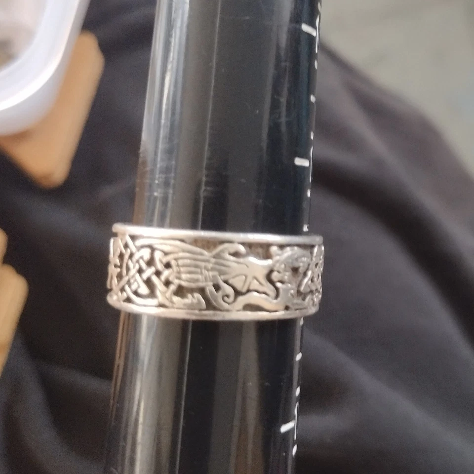 Драгоценное ювелирное кольцо из чистого серебра с кельтским драконом трикетрой троицей от Peter Stone - Изображение 2 из 4