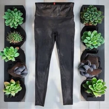 Spanx Faux Black Leather Coated Leggings Comfort Stretch Women’s Size S