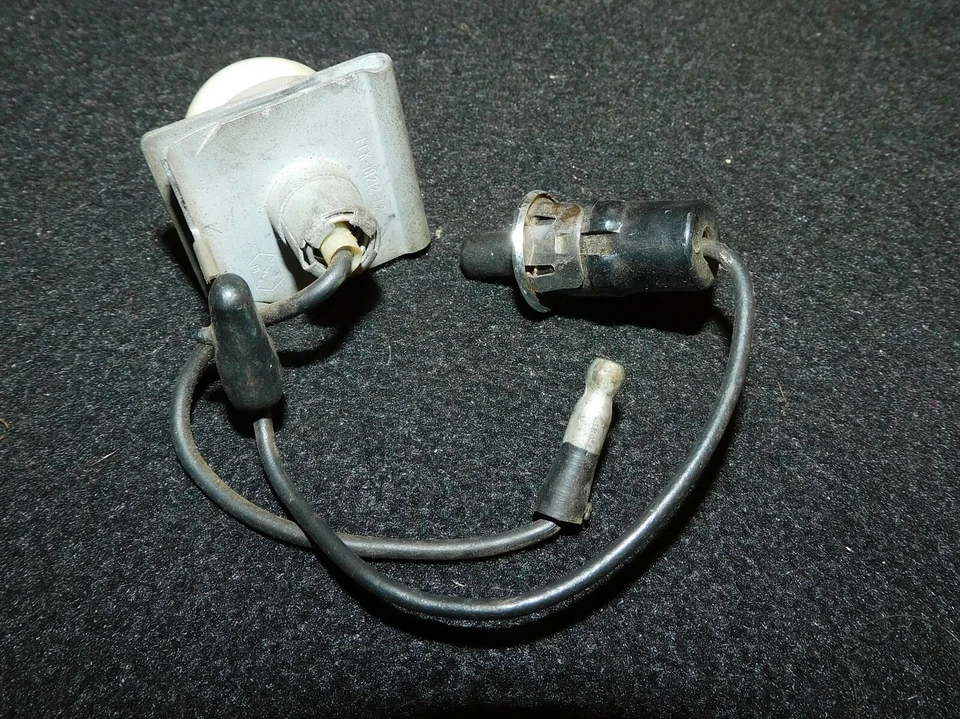 1958 Mercury Monterey Montclair Ford Custom Fairlane NOS GLOVE BOX LAMP & SWITCH - Image 4 of 4