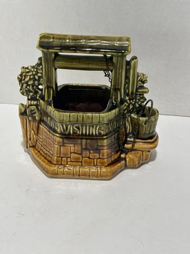 McCOY VINTAGE 1950s POTTERY WISHING WELL PLANTER WITH CHAIN Mint Condition!!