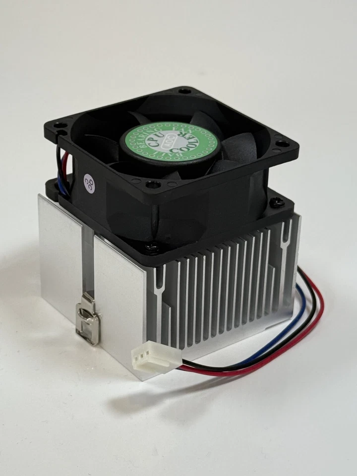 Socket A/370/462 CPU Fan and Heatsink - Image 2 of 2
