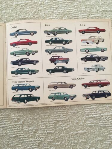 1966 Oldsmobile Station Wagons 'Step Out Front...' 8 pg Color Dealer Brochure - Picture 9 of 12