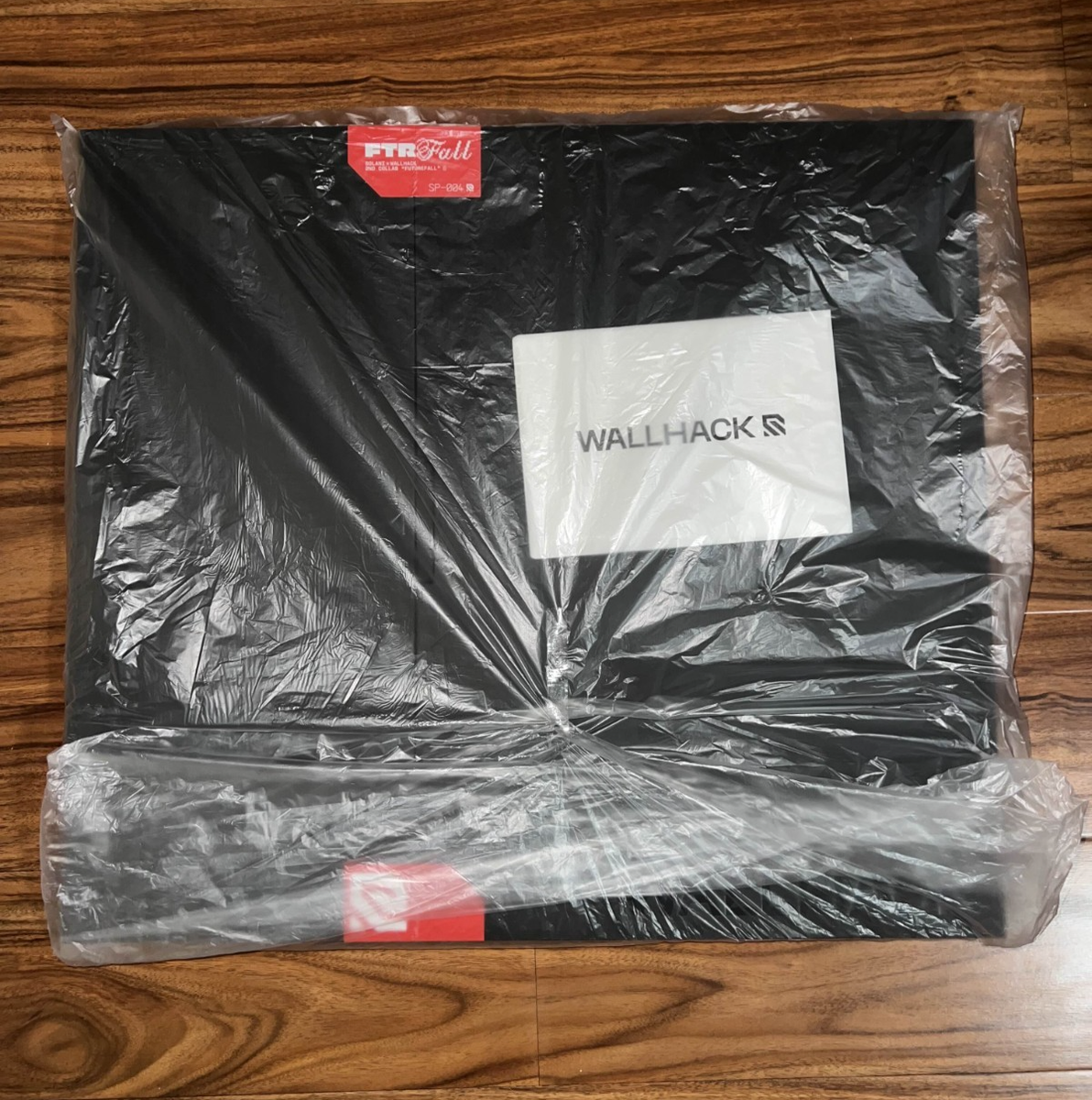 SEALED*Wallhack Skyped : SP-004 LIMITED EDITION: FUTUREFALL