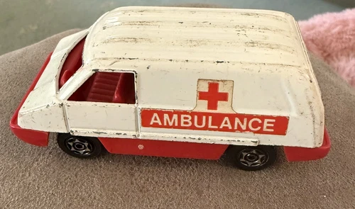 Corgi Cubs 4” Ambulance White & Red Vintage Diecast Model Car