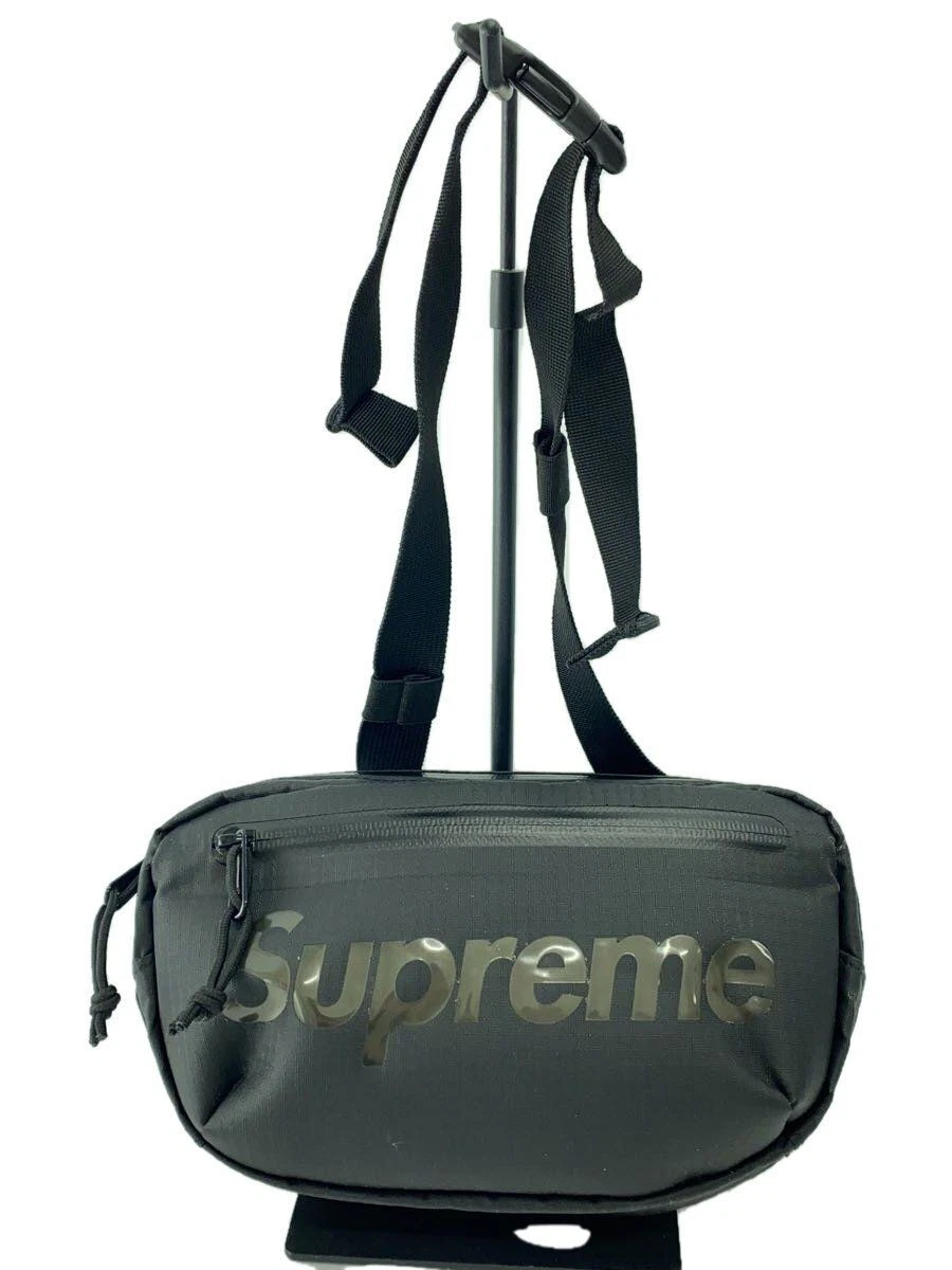 Sac taille suprême 21SS nylon noir occasion