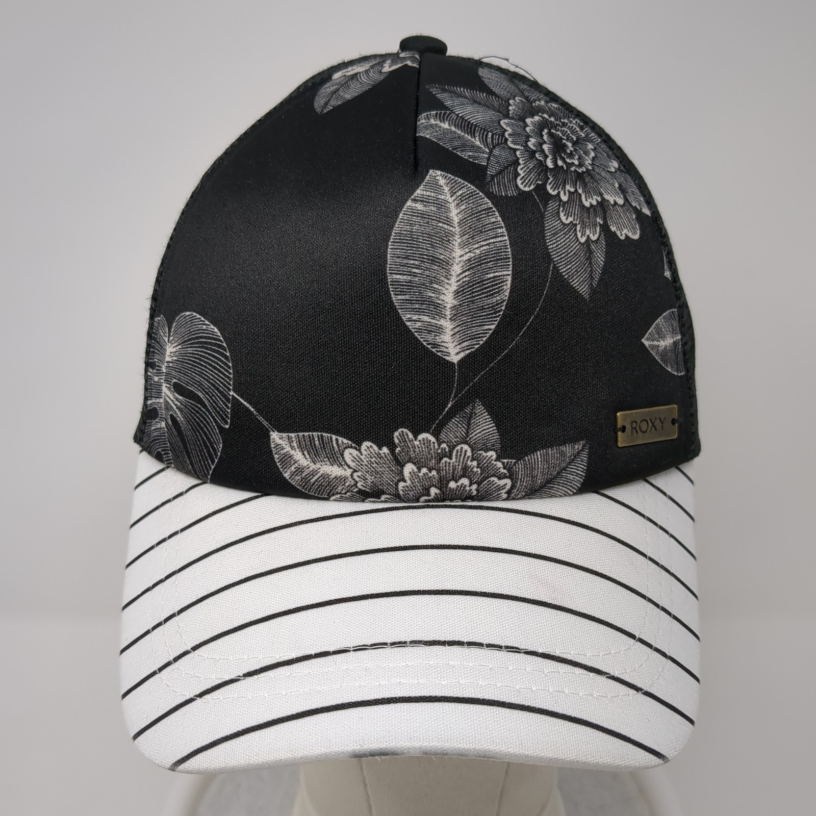 Roxy Snapback Mesh Back Trucker Hat Multicolor On… - image 2