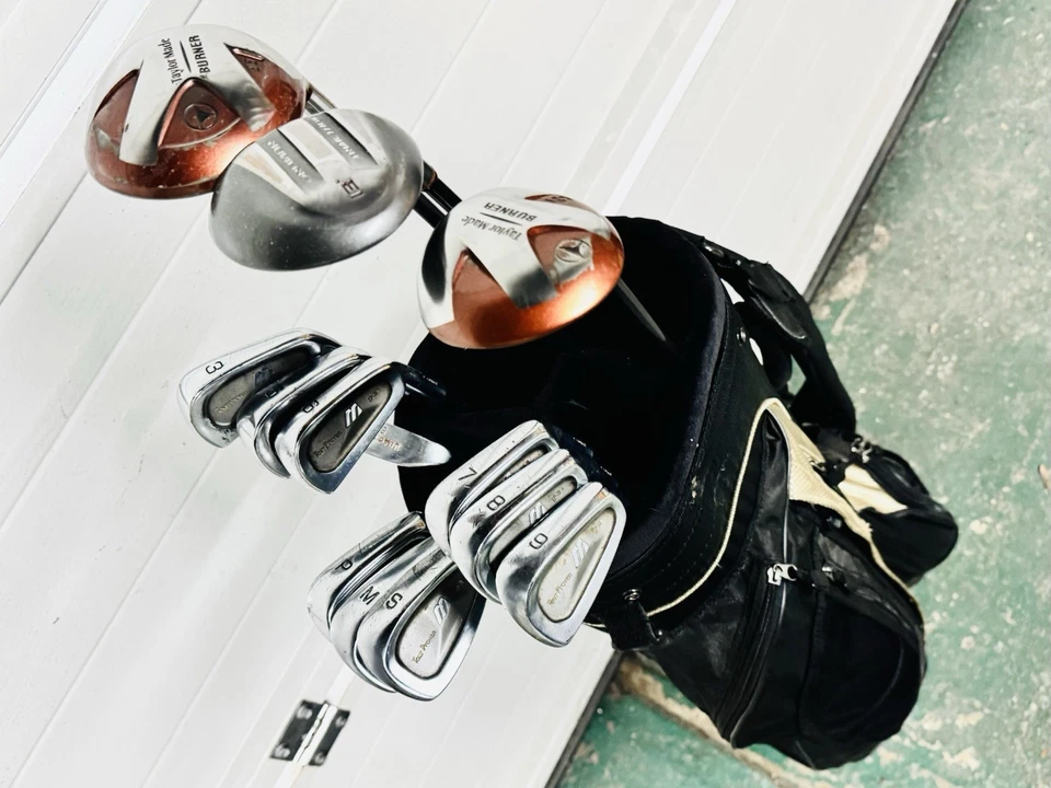 Mens R/H Mizuno Full Golf clubs set, Irons, Driver, Woods, Putter & Bag - Image 2 of 4