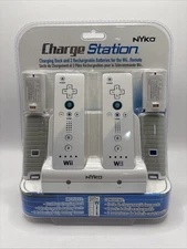 Nyko Charge Station Dock w/ 2 Rechargeable Batteries For Nintendo Wii Remote NIB