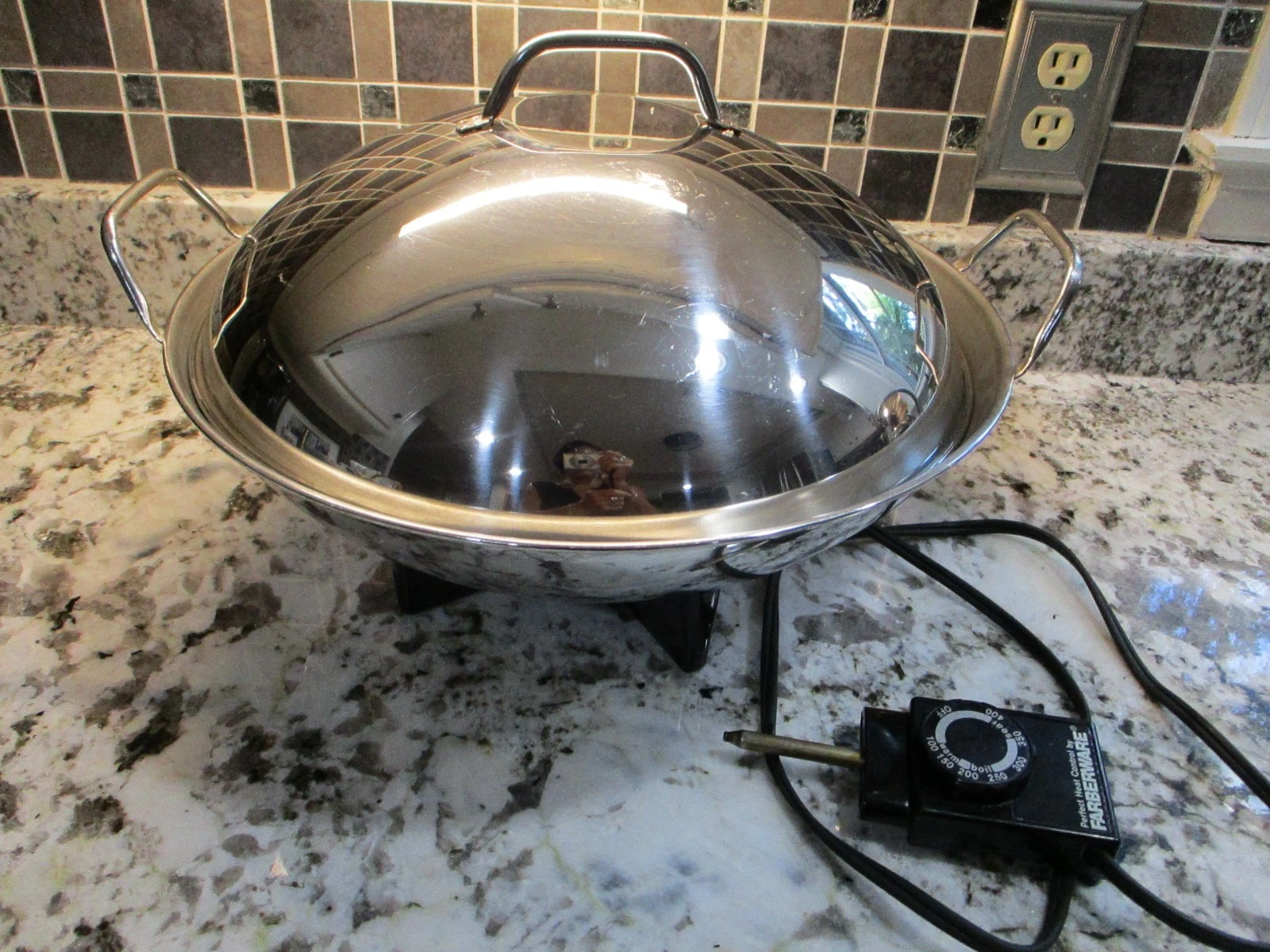 Farberware Stainless Steel Electric Cooking Wok Steamer Model 343 w Rack Tray