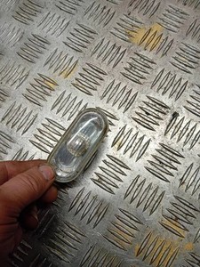 VW PASSAT Variant B5 3B6 Kotflügelblinker vorne links 3B0807184E 1.90 33841642